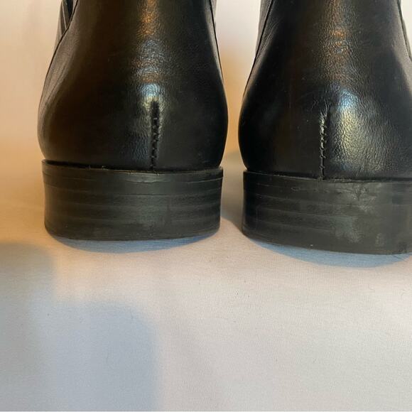 ALEX MARIE - LEATHER Ankle Boots Black w/ Shiny gunmetal hardware. Size 6M - Picture 4 of 12